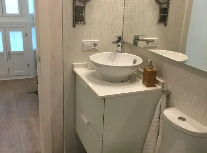 Diseno Y Confort Junto A La Catedral *