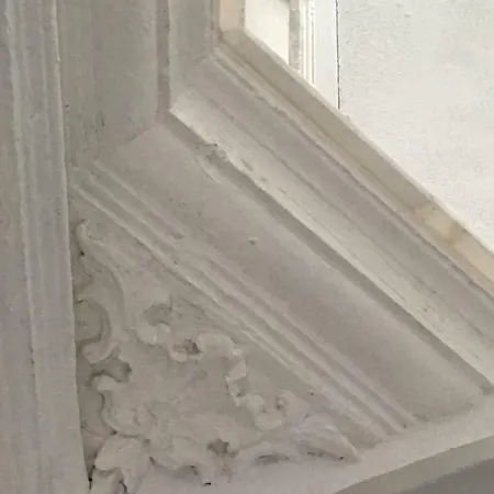 Diseno Y Confort Junto A La Catedral