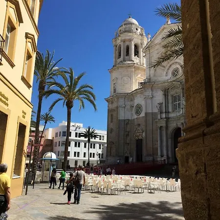 Diseno Y Confort Junto A La Catedral * Cadiz