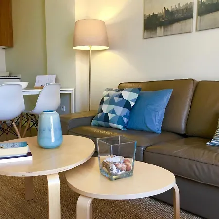 Diseno Y Confort Junto A La Catedral Cadiz